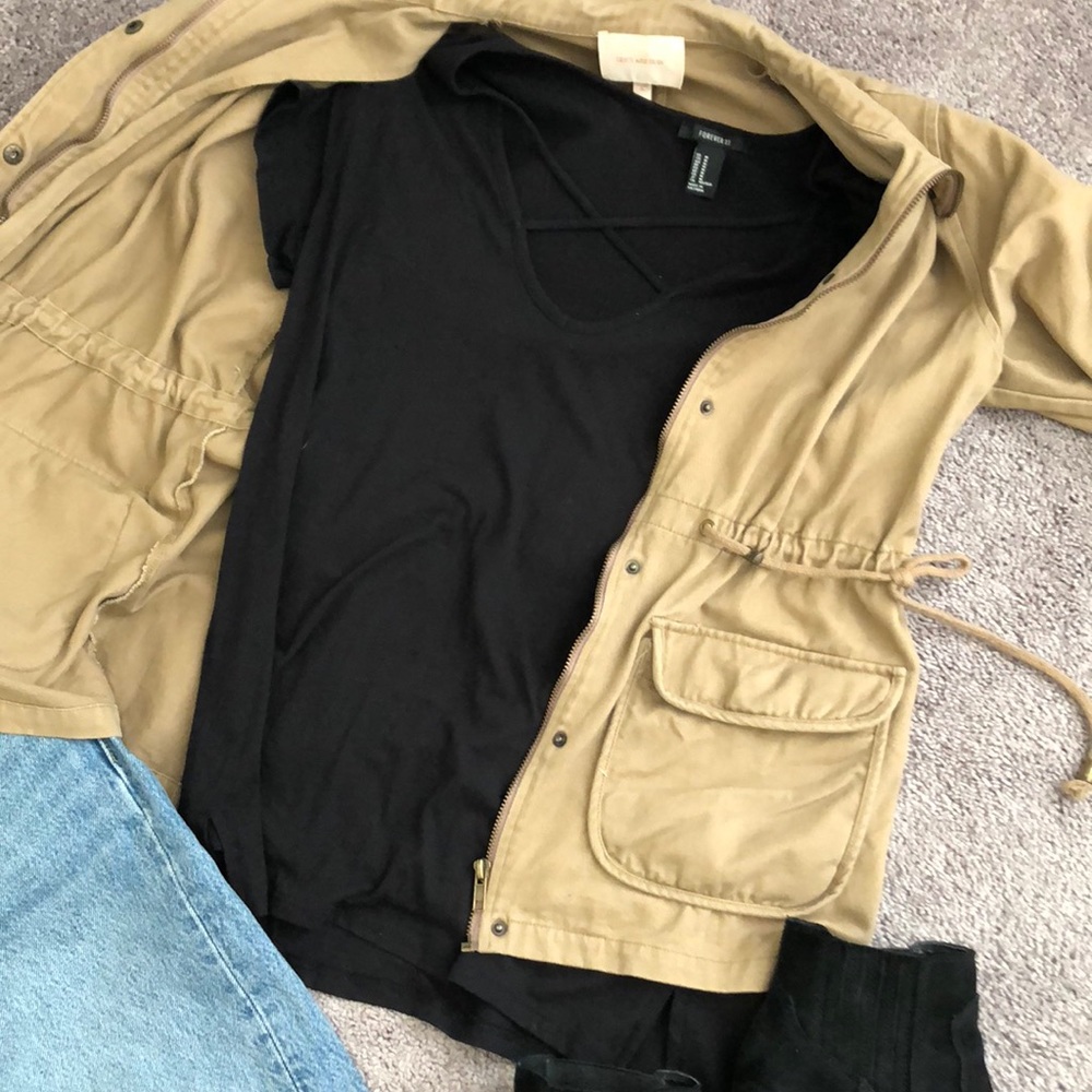 Black cross top, size M